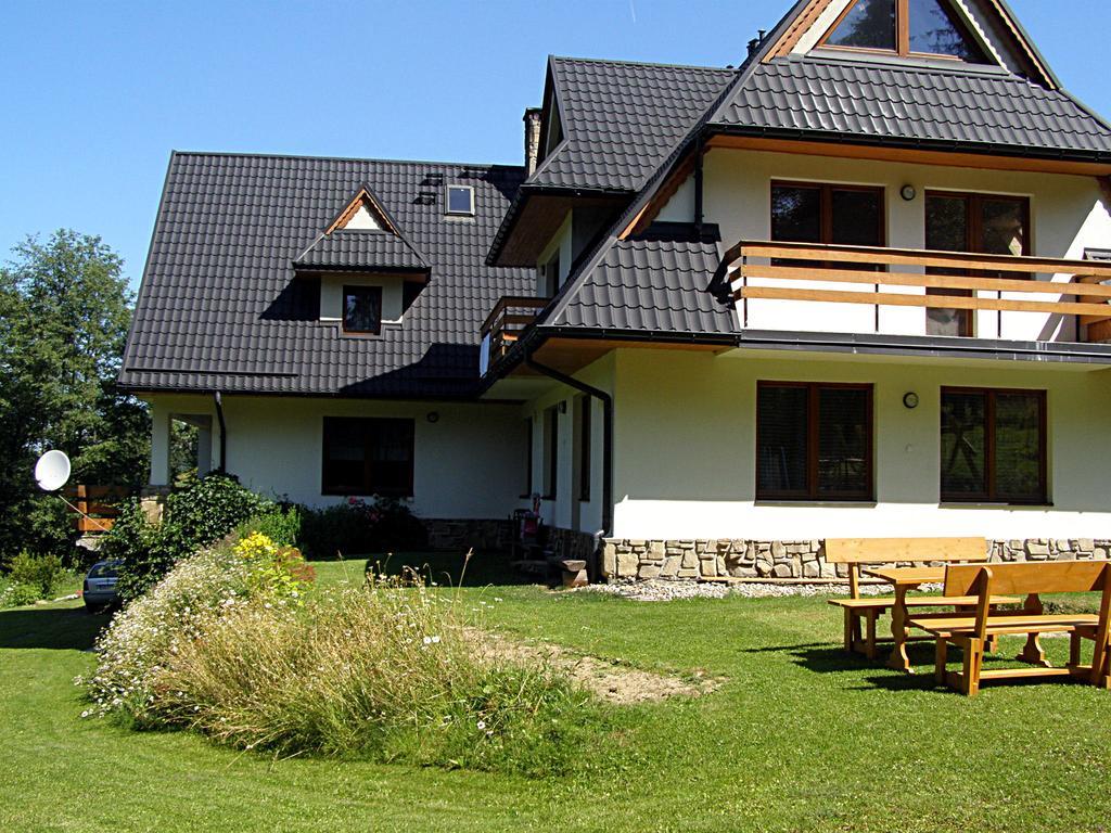 Dom Goscinny Na Skolach Gliczarow Exterior photo